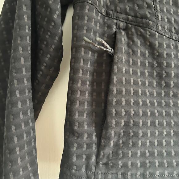 Lululemon Water-Repellent Grid Fleece Hiking Jacket – Black/ Grey – Size 4(NWOT) - Picture 8 of 16